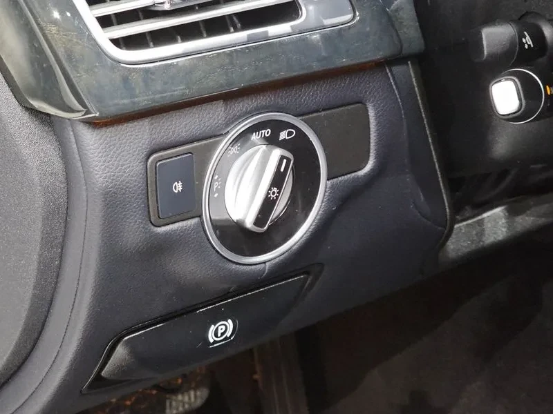 Mercedes-Benz CLS 350 D 4Matic, снимка 14 - Автомобили и джипове - 55939996
