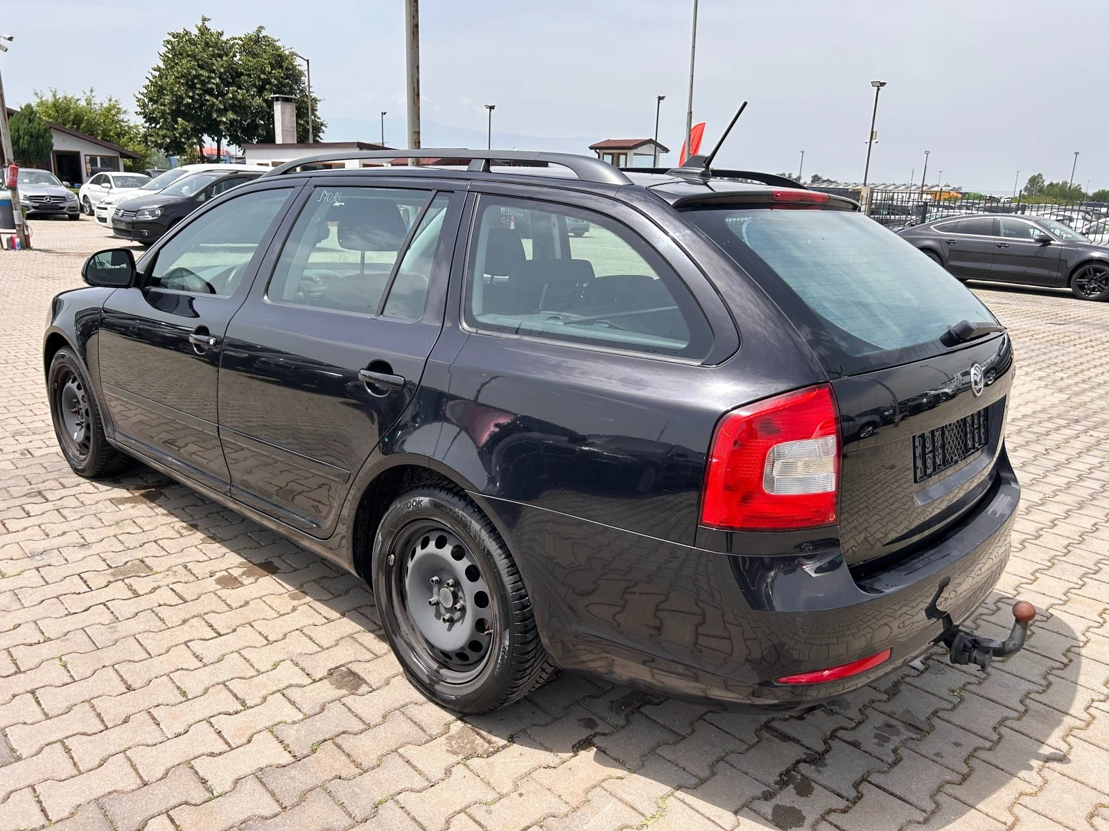 Skoda Octavia 1.2FSI EURO 5 ЛИЗИНГ - изображение 8