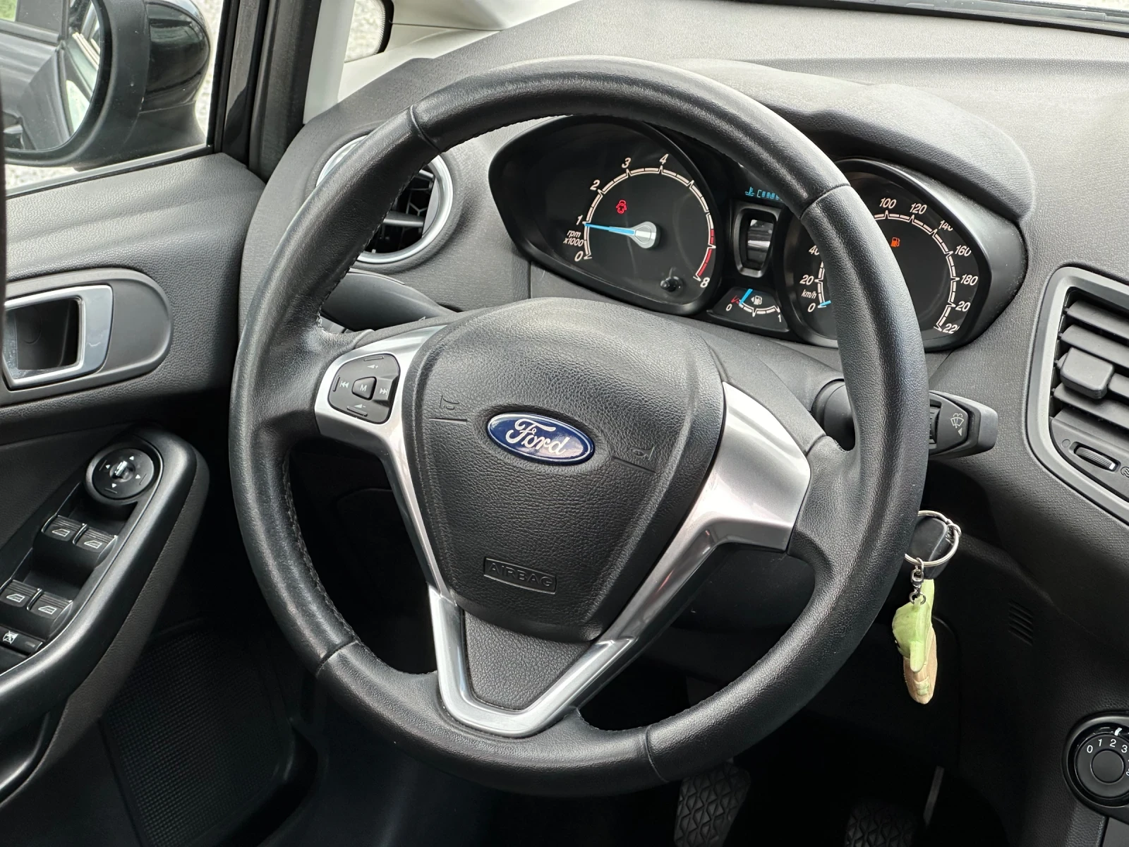 Ford Fiesta 1.0i LED, EURO 5B! * 116 000км* Уникат! - изображение 9