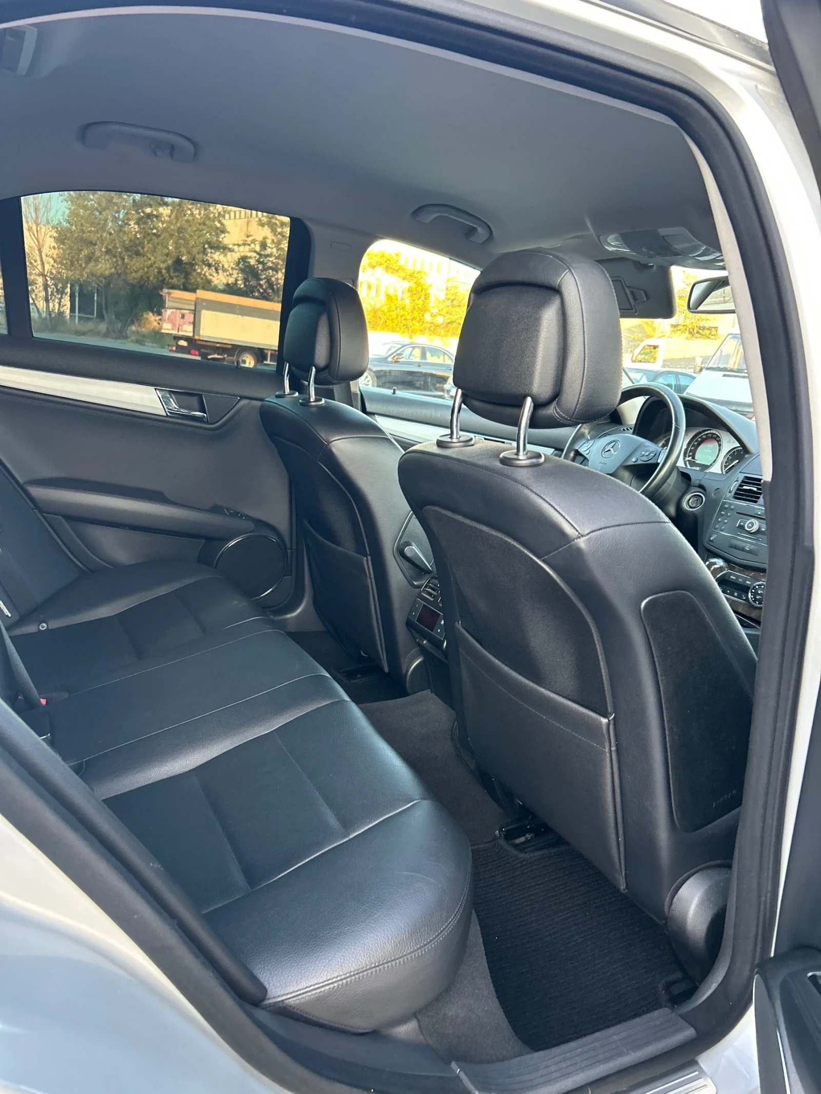 Mercedes-Benz C 280 V6 3.0 231ps Avangarde | Mobile.bg   14