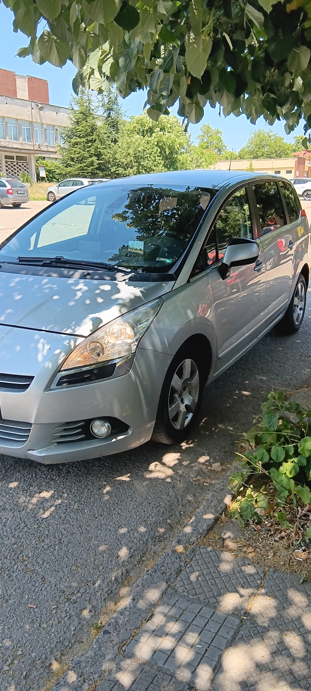 Peugeot 5008 2.0 HDI - изображение 5
