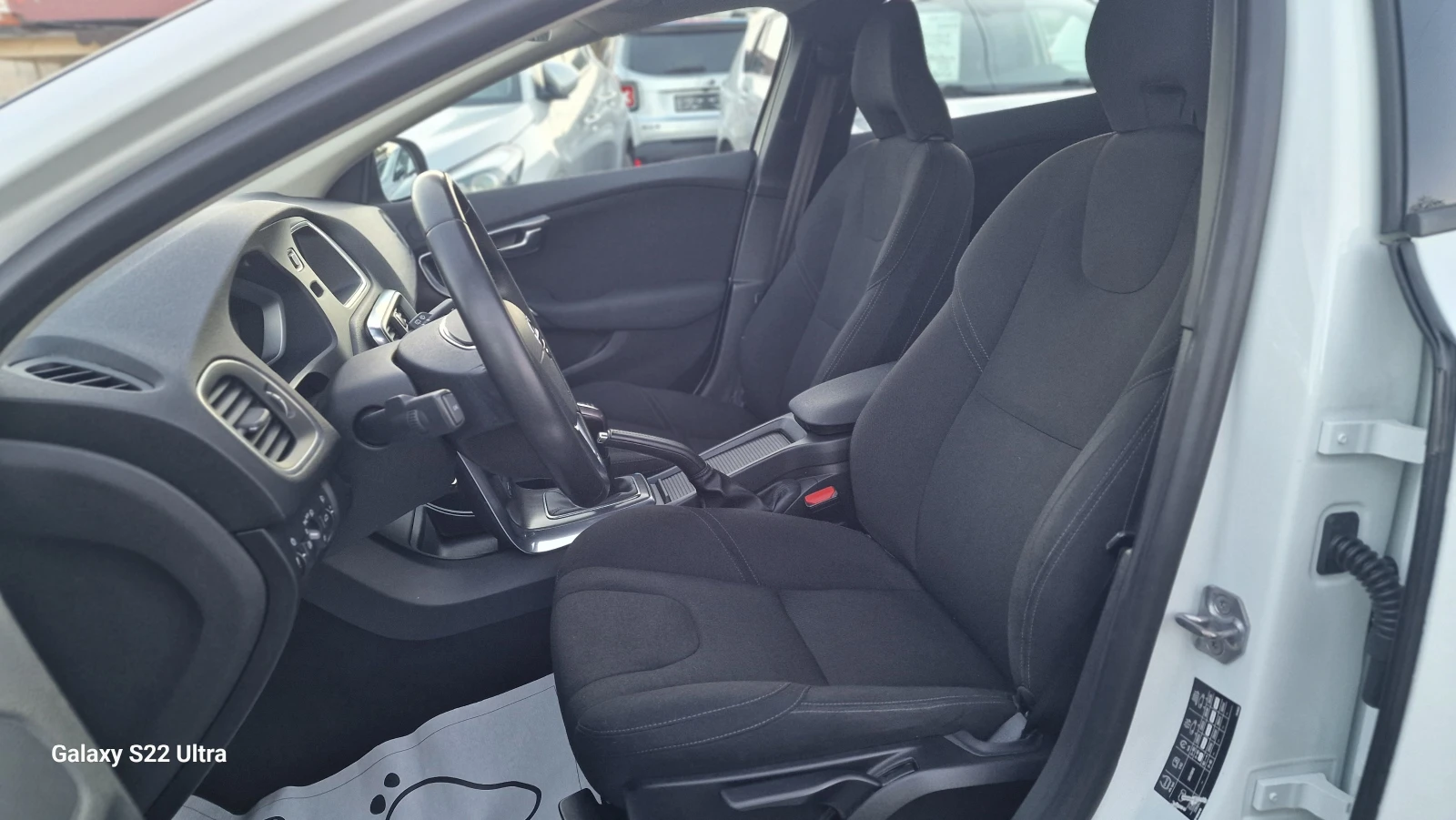 Volvo V40 2.0 i kinetic   | Mobile.bg   9