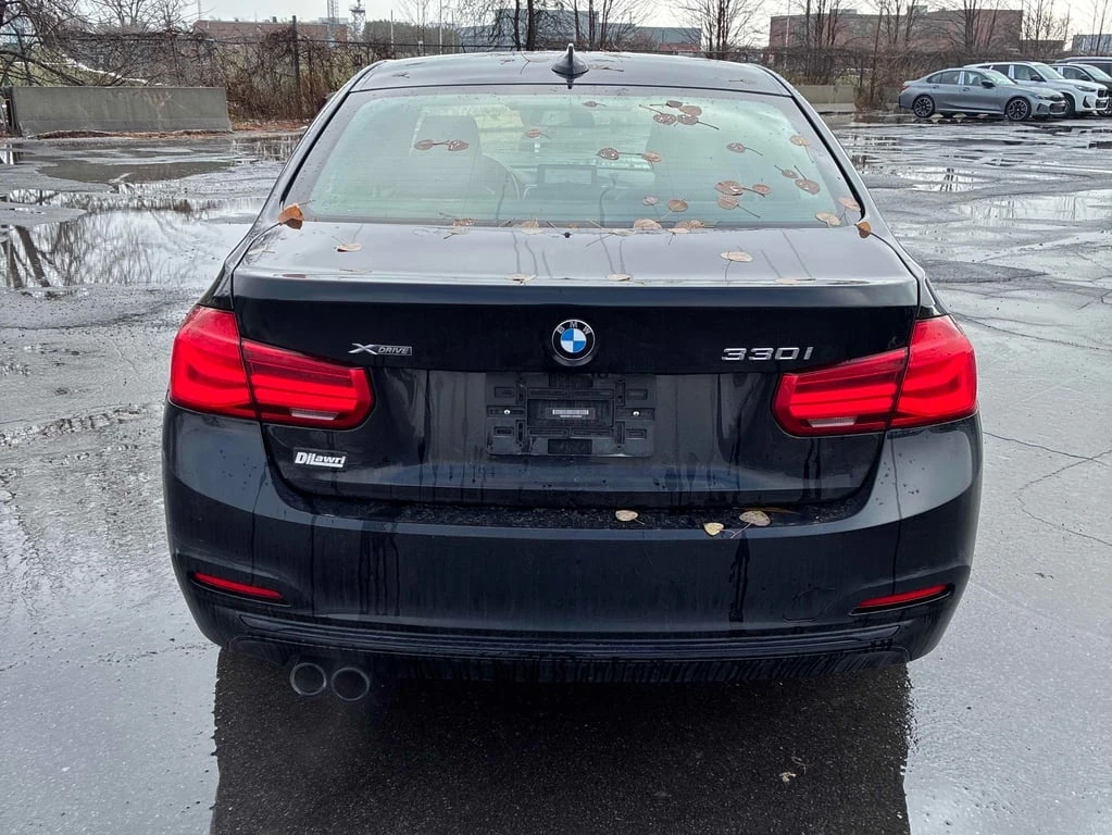 BMW 330 * 330i xDrive * CARFAX * БЕЗ ПЪРВОНАЧАЛНА ВНОСКА - изображение 4