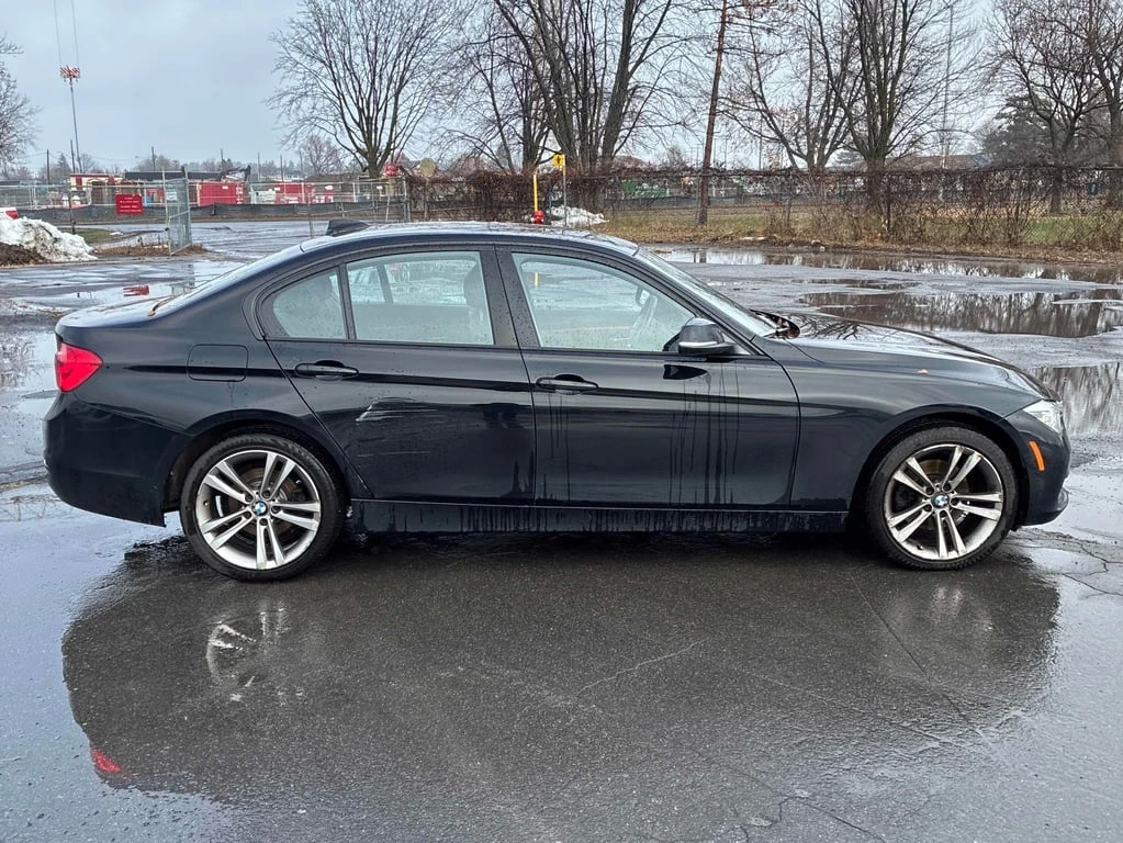 BMW 330 * 330i xDrive * CARFAX * БЕЗ ПЪРВОНАЧАЛНА ВНОСКА - изображение 3