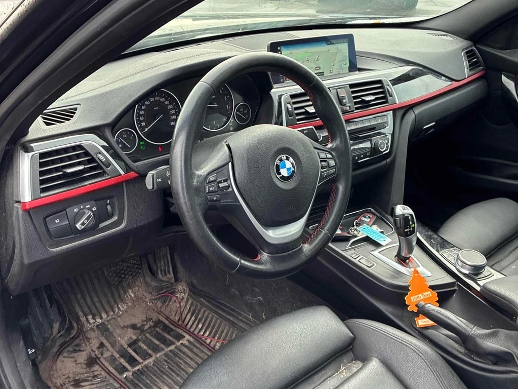 BMW 330 * 330i xDrive * CARFAX * БЕЗ ПЪРВОНАЧАЛНА ВНОСКА - изображение 5