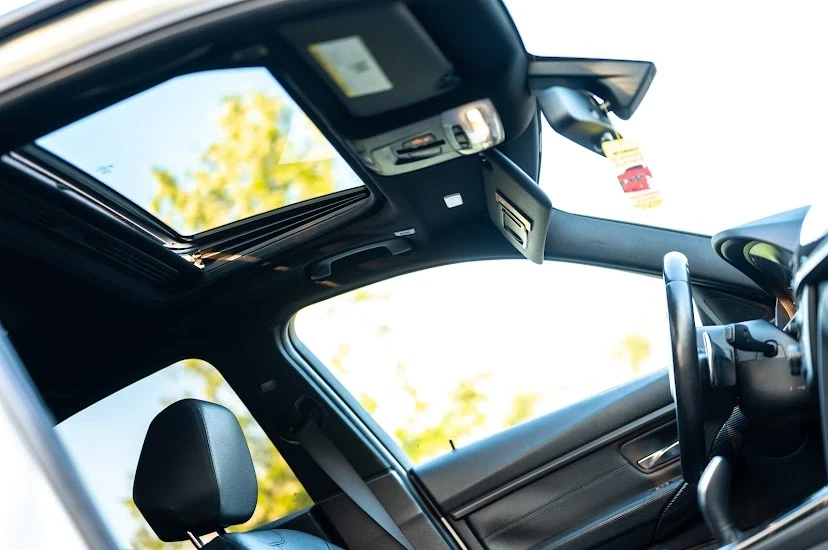 BMW 335 M PERFORMANCE , снимка 14 - Автомобили и джипове - 53136482