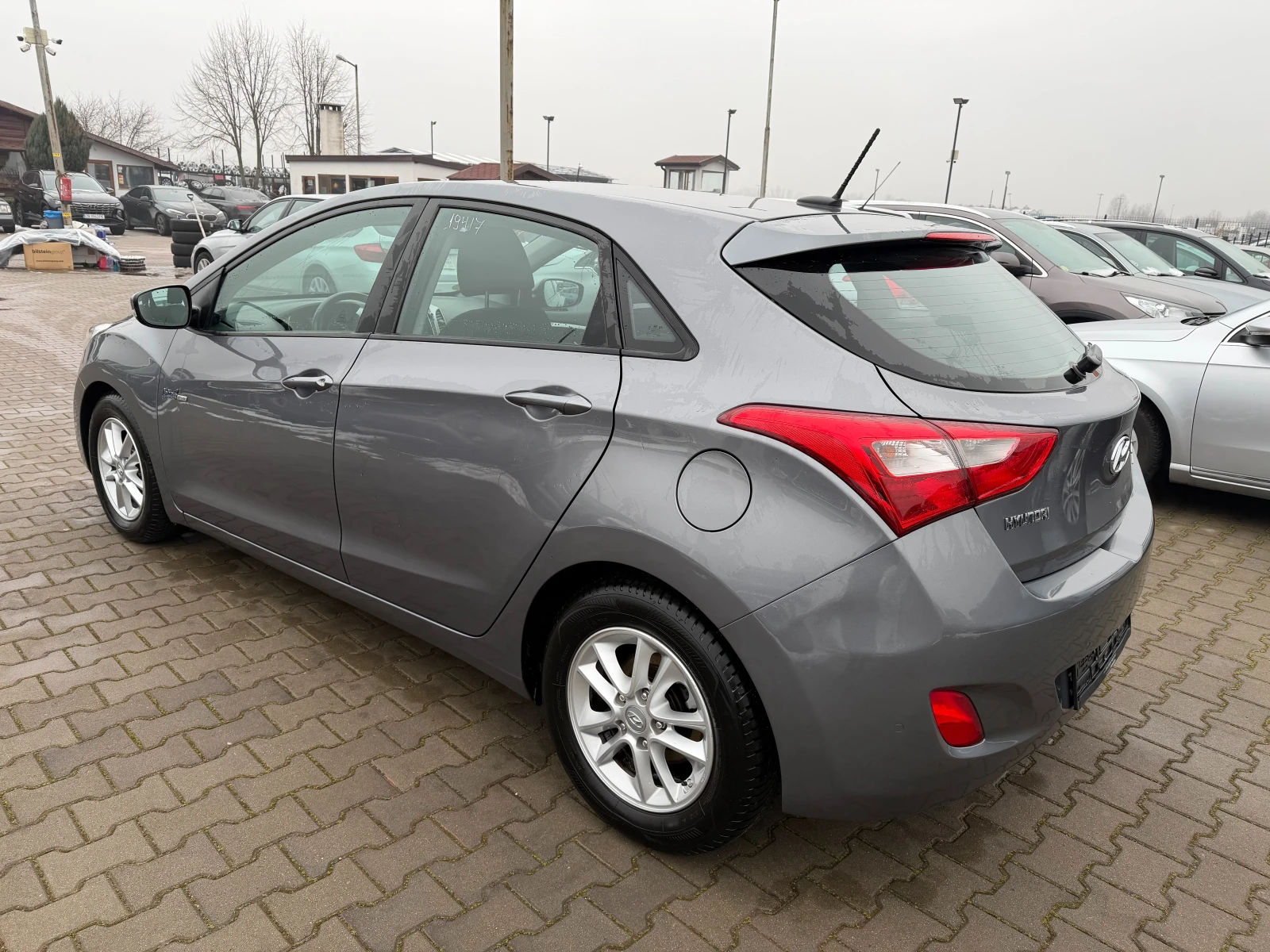 Hyundai I30 1.6CRDI NAVI/KAMERA EURO 5 - изображение 8