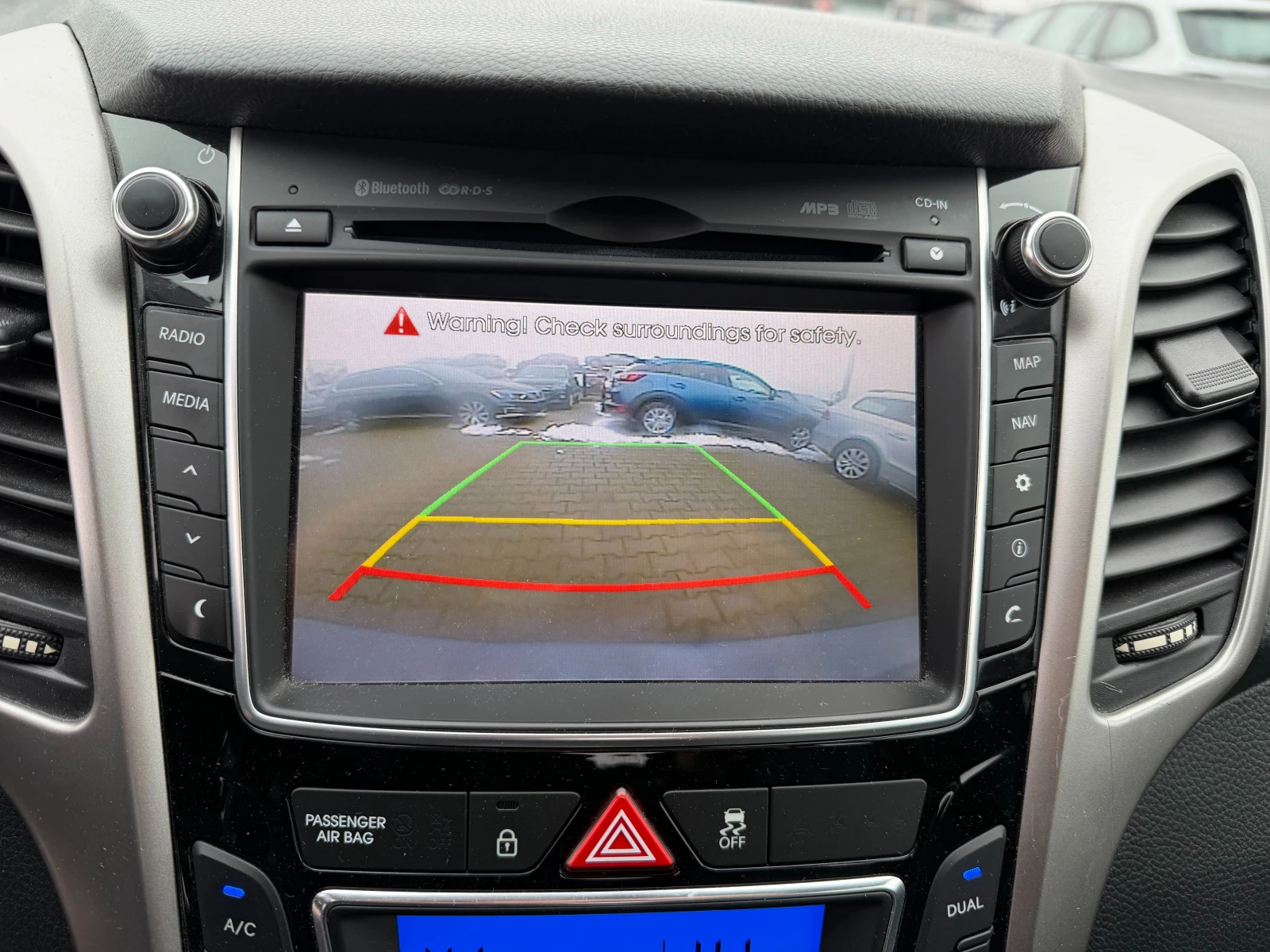 Hyundai I30 1.6CRDI NAVI/KAMERA EURO 5 | Mobile.bg � ����������� 13