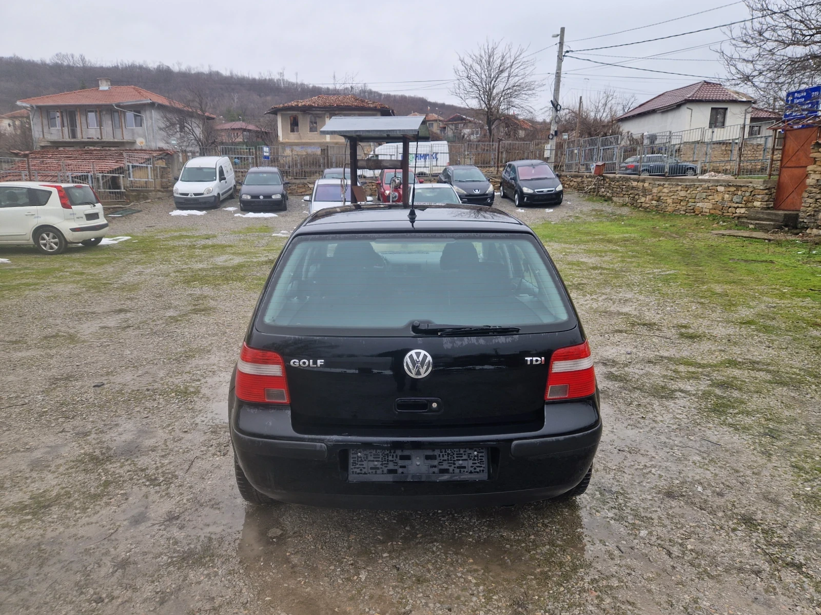 VW Golf 2 броя.1.9TDI, 100кс, 02г, 5вр.Италия-БЕЗ РЪЖДИ  - изображение 4