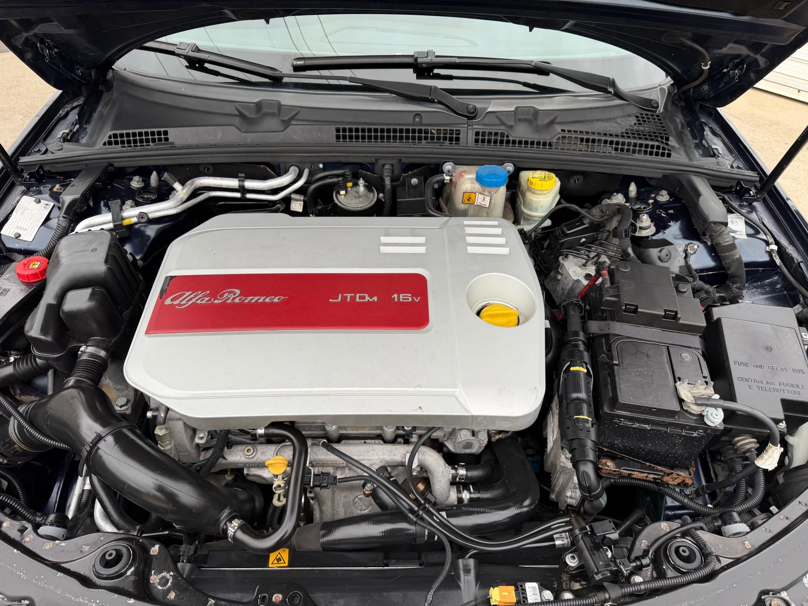 Alfa Romeo 159 sportwagon 1, 9 JTD, снимка 16 - Автомобили и джипове - 53890663