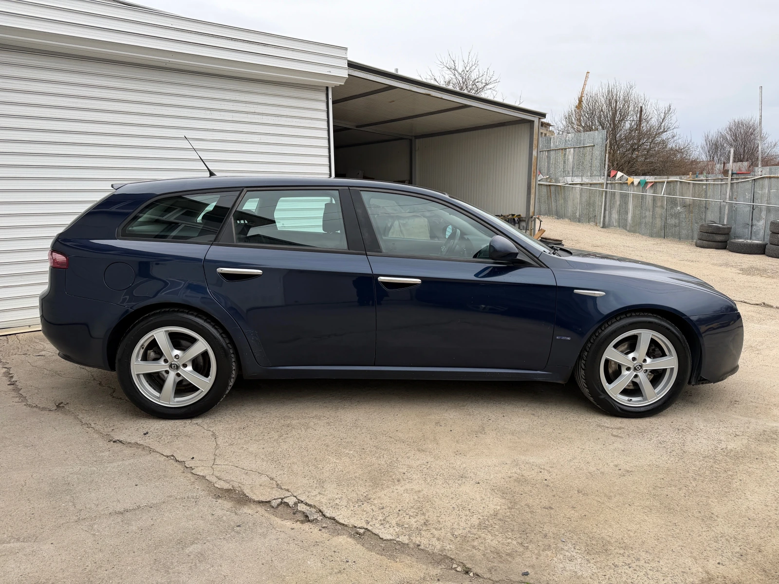 Alfa Romeo 159 sportwagon 1, 9 JTD, снимка 3 - Автомобили и джипове - 53890663