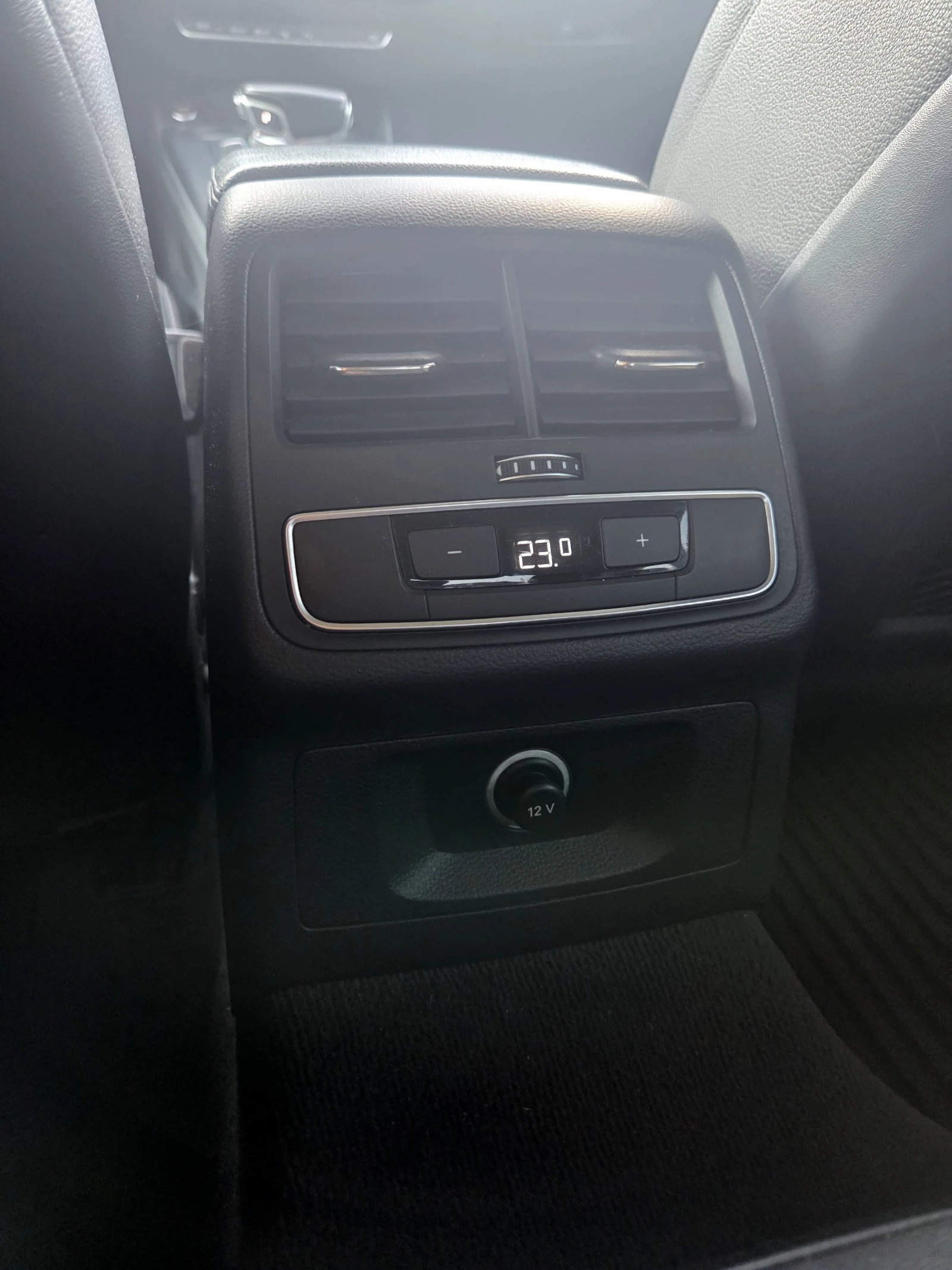 Audi A5 3.0 TDI * OБДУХВАНЕ* MATRIX* DIGITAL* 360 CAMERA* , снимка 11 - Автомобили и джипове - 56627752