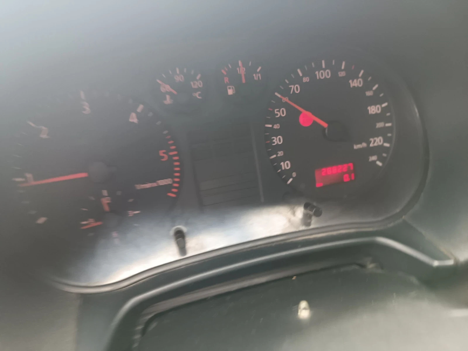 Audi A3 1.9, снимка 11 - Автомобили и джипове - 54496175