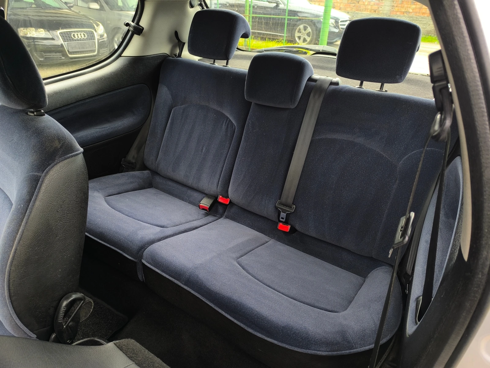 Peugeot 206 -1.6i-109кс-АВТОМАТИК-КЛИМАТРОНИК-, снимка 11 - Автомобили и джипове - 54573412
