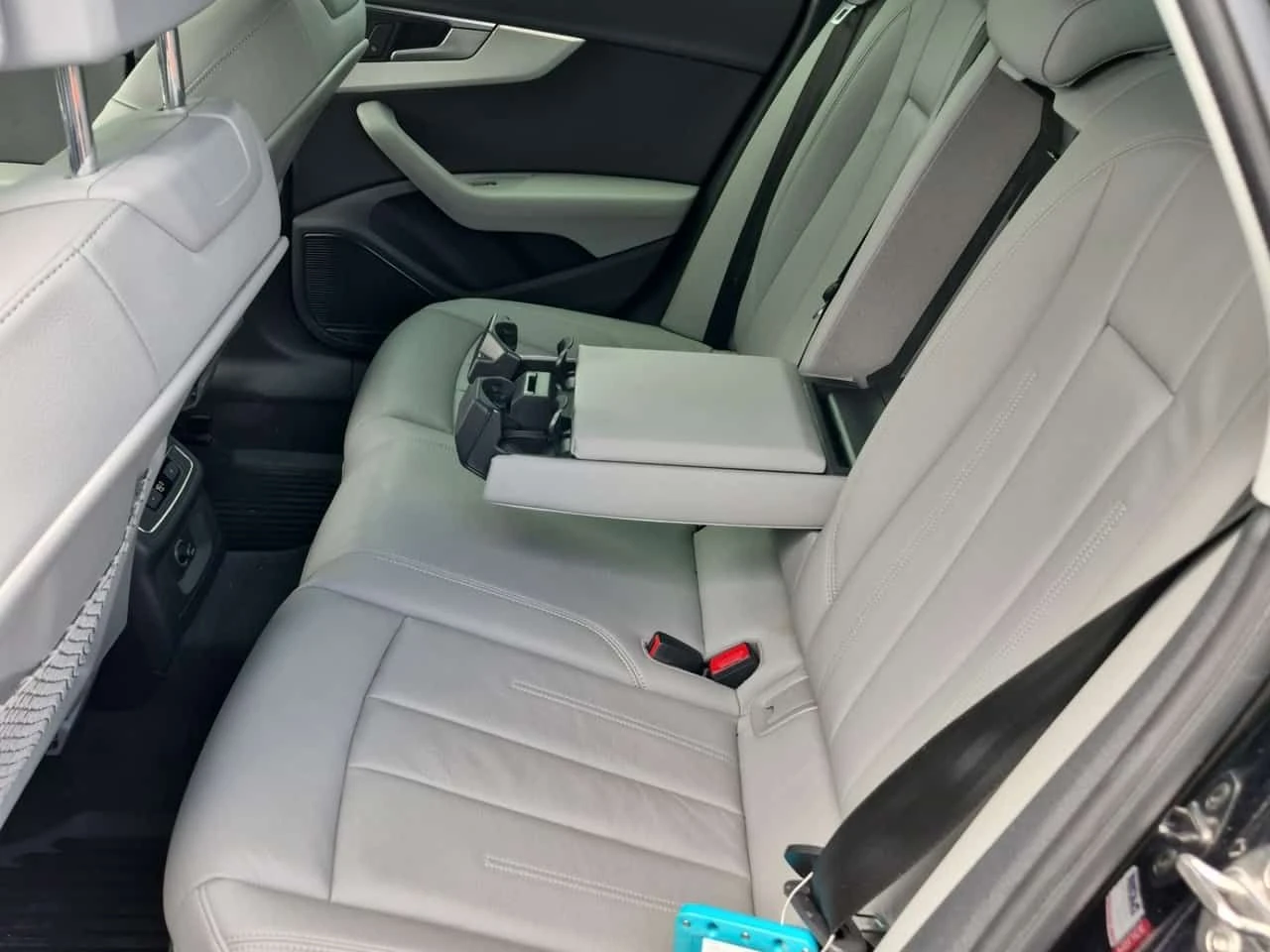 Audi A4 * FULL DIGITAL * 360 КАМЕРА * 2 КЛЮЧА * АВТОКРЕДИТ, снимка 12 - Автомобили и джипове - 54939555