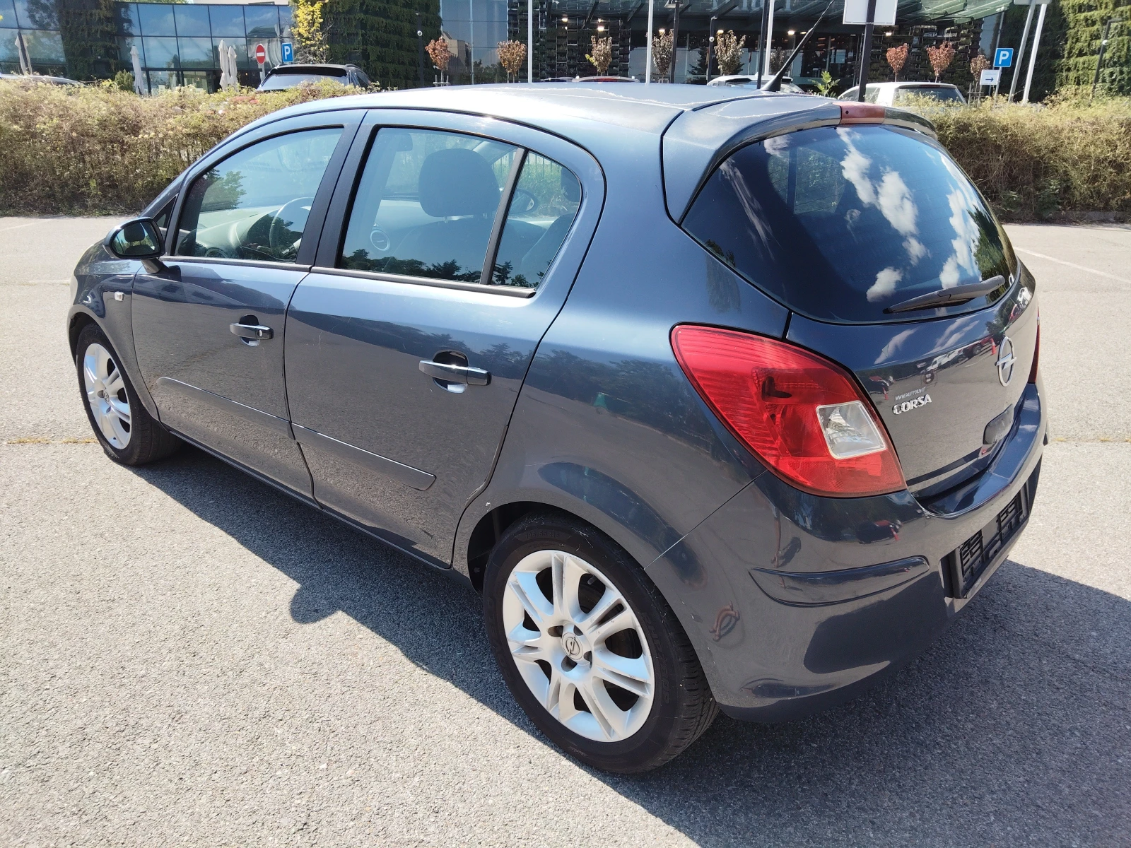 Opel Corsa 1, 2i 80ps COSMO, снимка 5 - Автомобили и джипове - 55390420