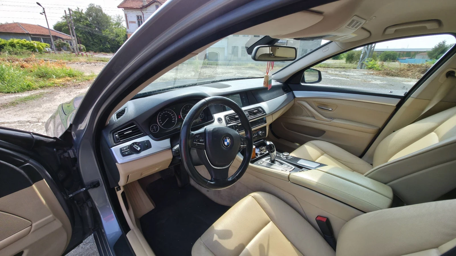 BMW 530, снимка 4 - Автомобили и джипове - 55394619