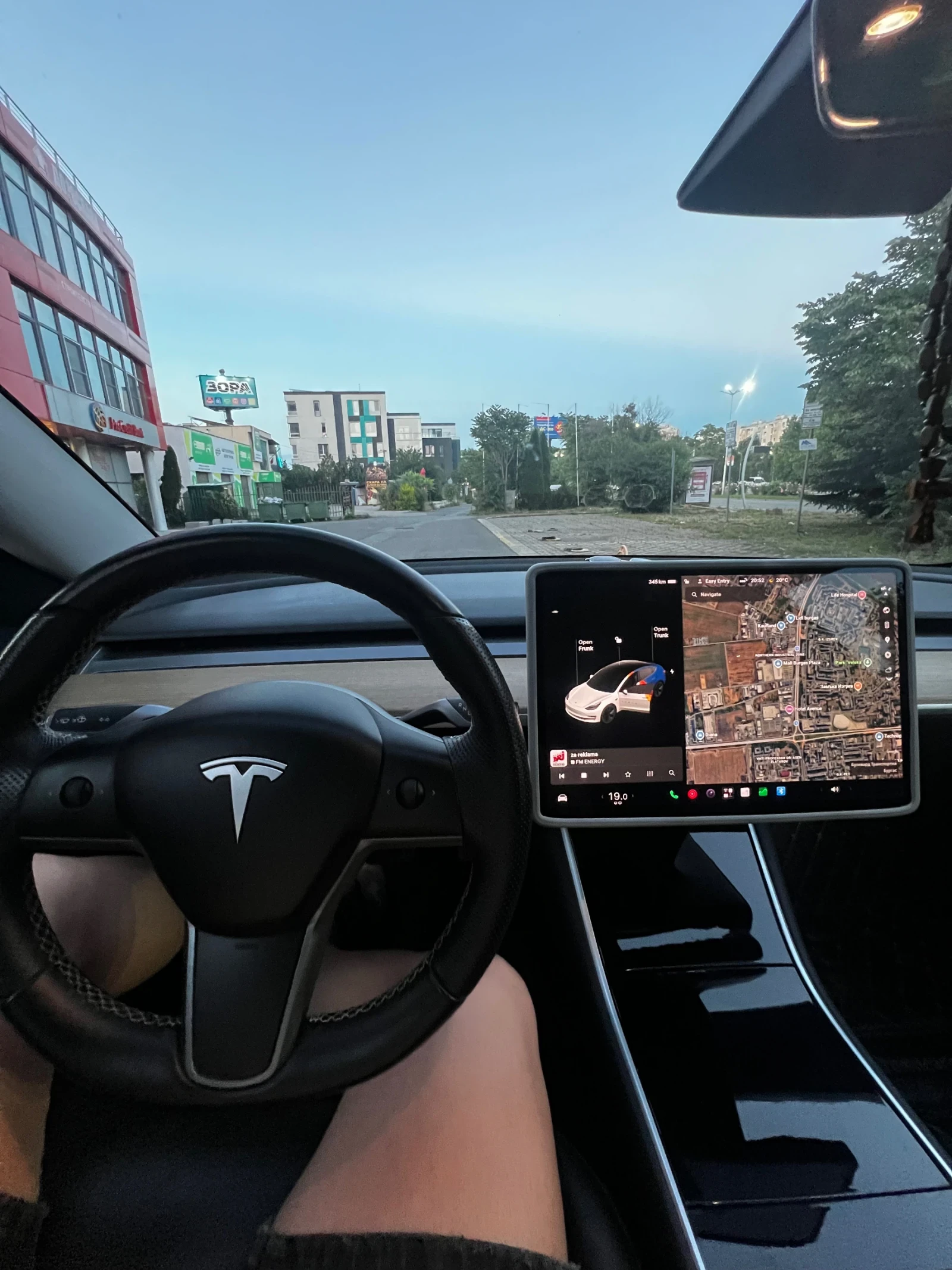 Tesla Model 3 LR Dual Motor, снимка 8 - Автомобили и джипове - 55404572