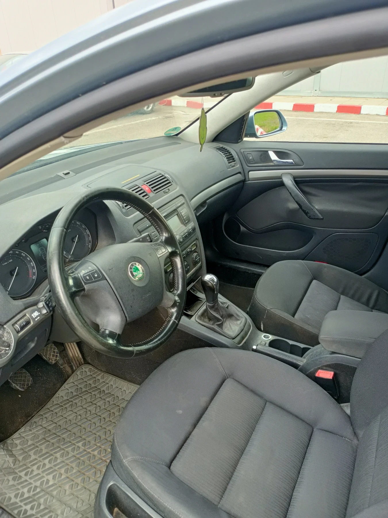 Skoda Octavia, снимка 5 - Автомобили и джипове - 55642403