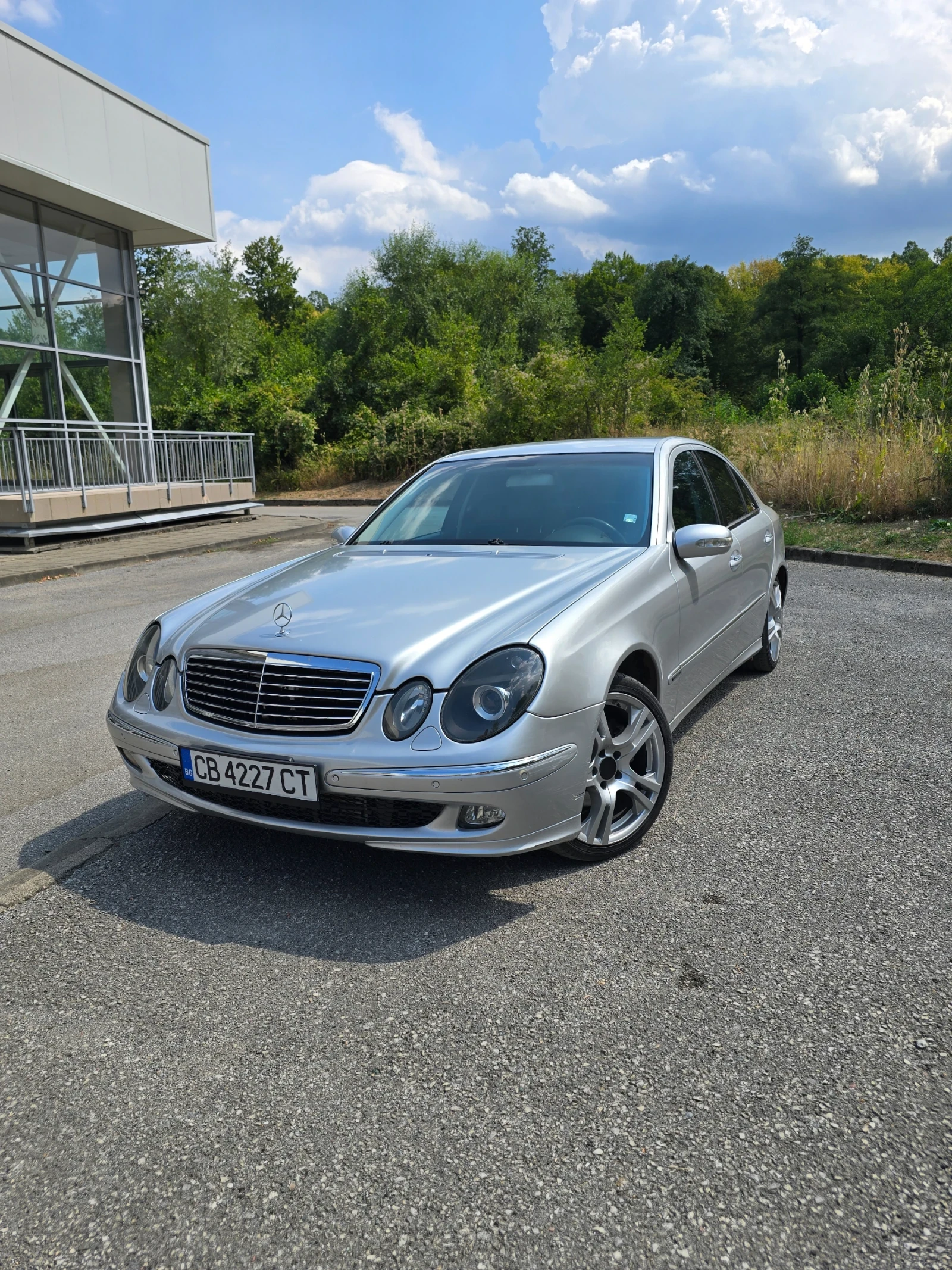 Mercedes-Benz E 280, снимка 5 - Автомобили и джипове - 55797595