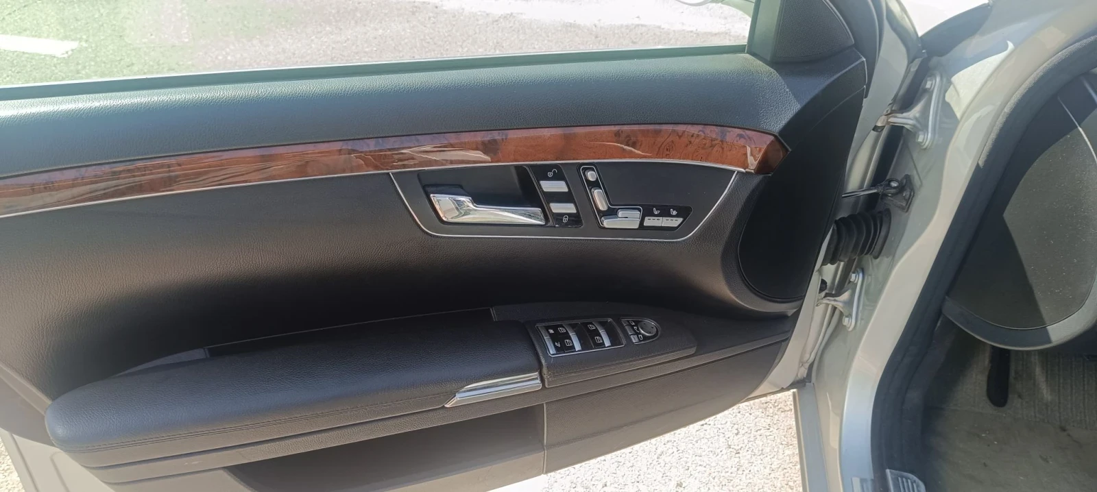 Mercedes-Benz S 320, снимка 9 - Автомобили и джипове - 55875556