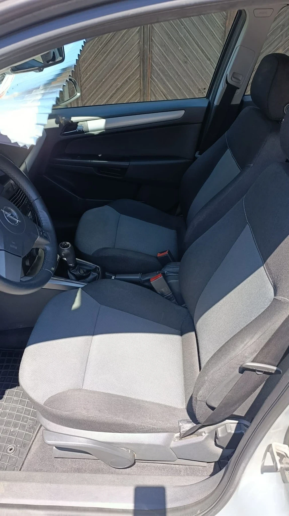 Opel Astra, снимка 6 - Автомобили и джипове - 55979762