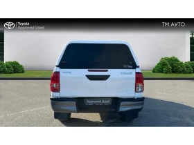     Toyota Hilux DOUBLE CAB 2.4D 6MT COMF