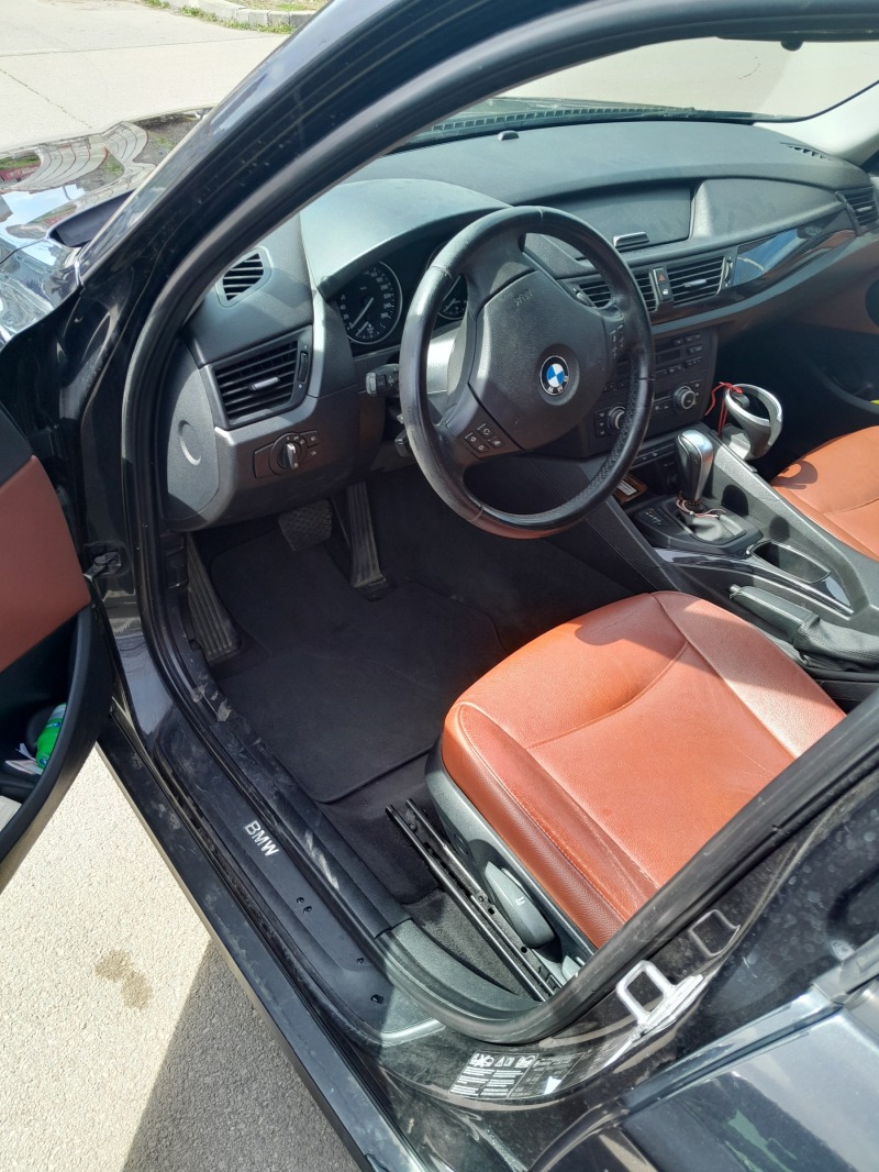 BMW X1, снимка 5 - Автомобили и джипове - 44497619