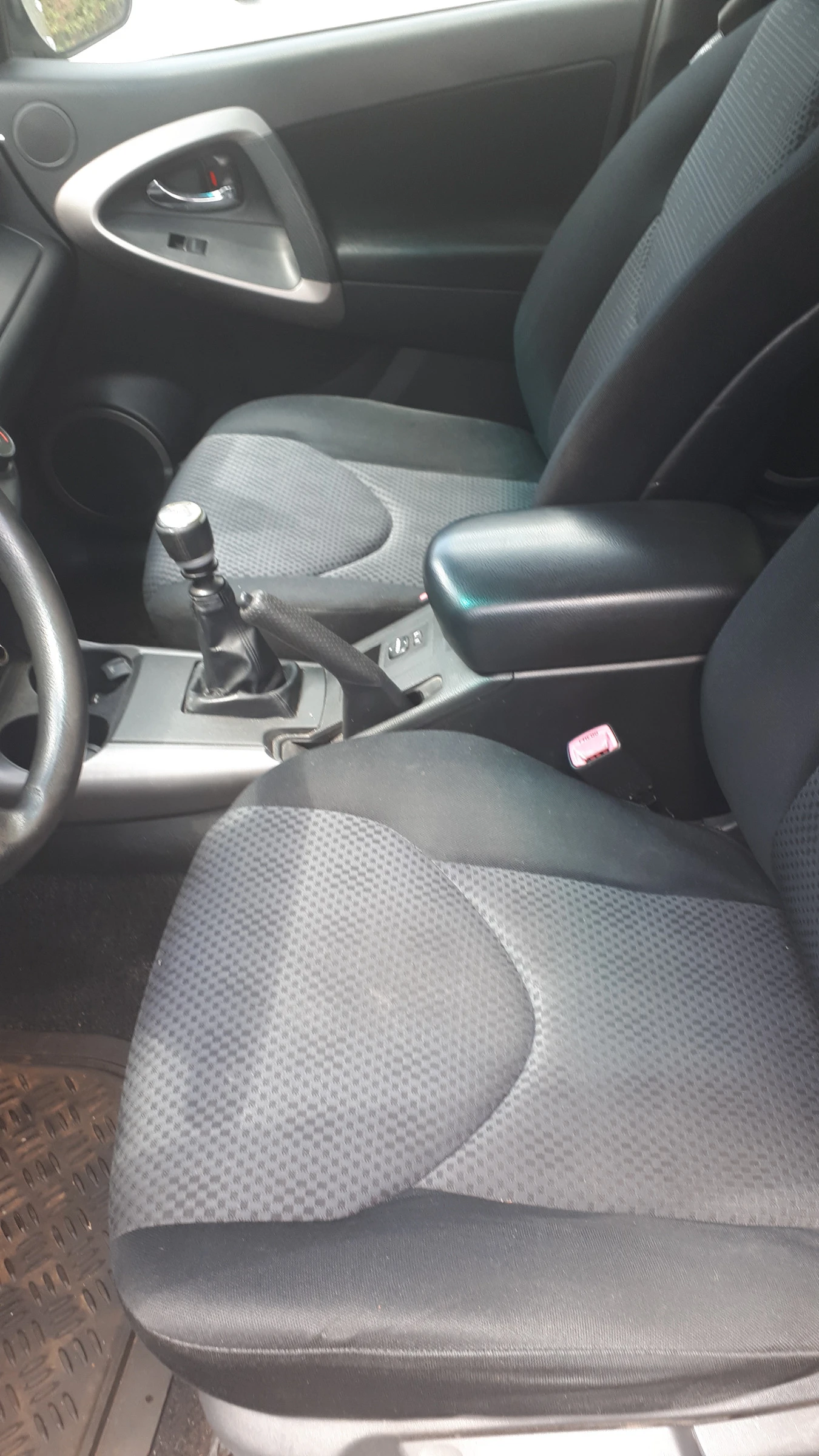 Toyota Rav4  - изображение 7