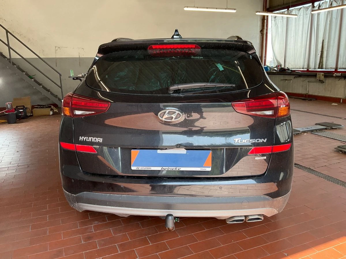 Hyundai Tucson 2.0* CRDi* Hybrid* Premium* 4WD - изображение 6
