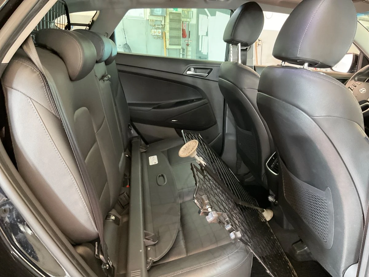 Hyundai Tucson 2.0* CRDi* Hybrid* Premium* 4WD - изображение 10