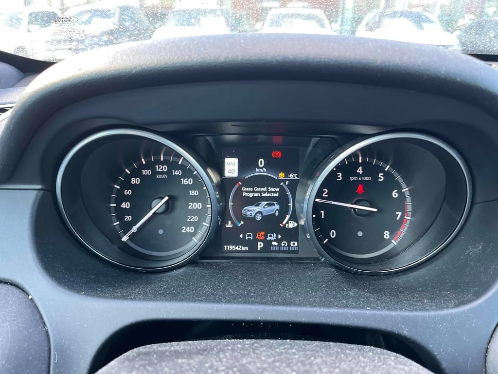 Land Rover Discovery Sport * HSE * CARFAX * БЕЗ ПЪРВОНАЧАЛНА ВНОСКА - изображение 8