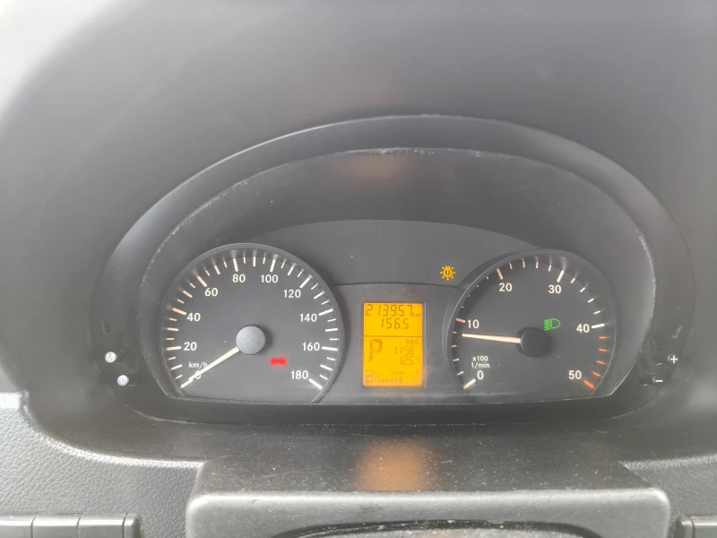 Mercedes-Benz 310 CDI, снимка 6 - Бусове и автобуси - 53362249