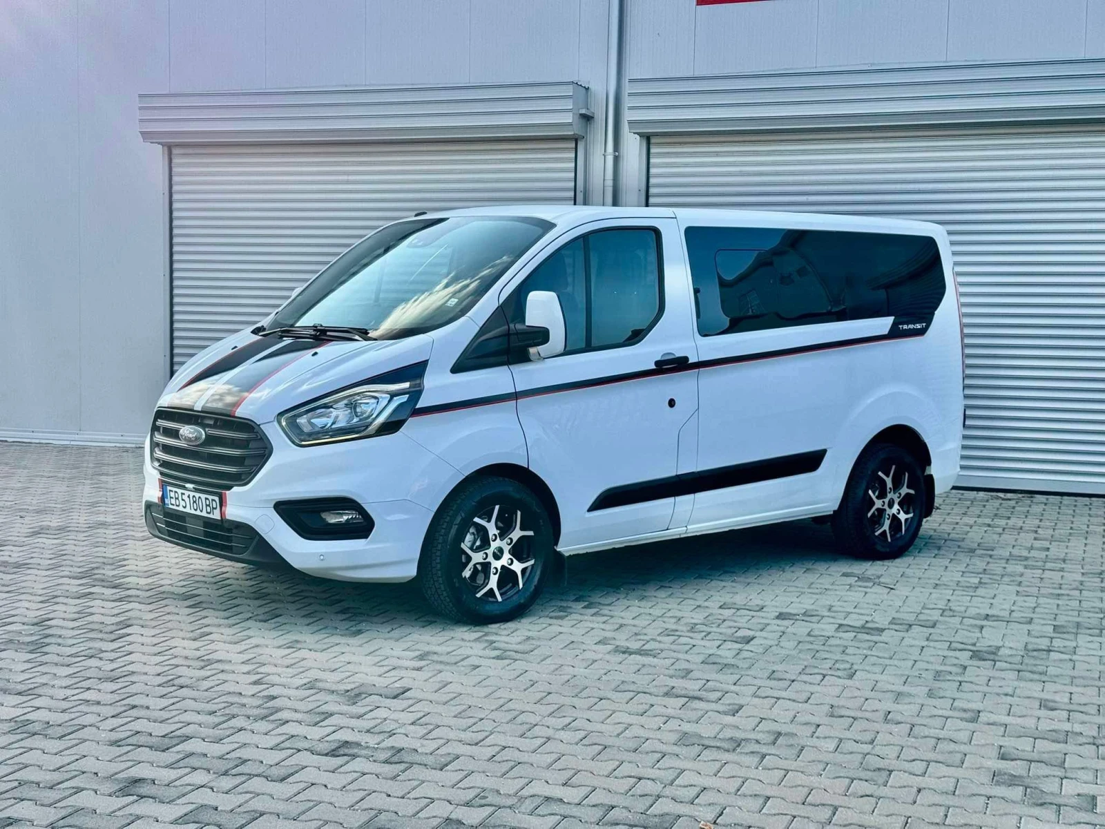 Ford Transit УНИКАТ!!! Custom 2.0 ТDCI 8+ 1 Пътнически - изображение 2