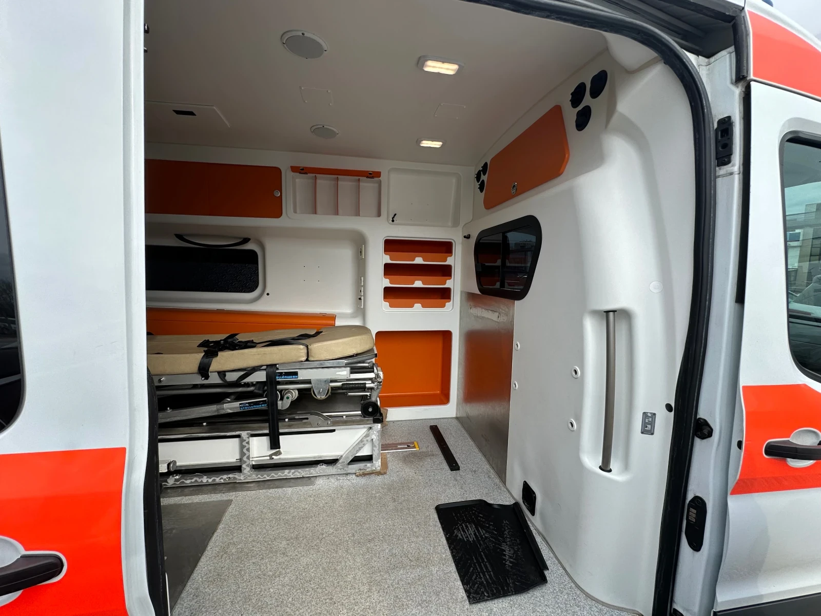 Ford Transit Линейка, снимка 15 - Бусове и автобуси - 53430665