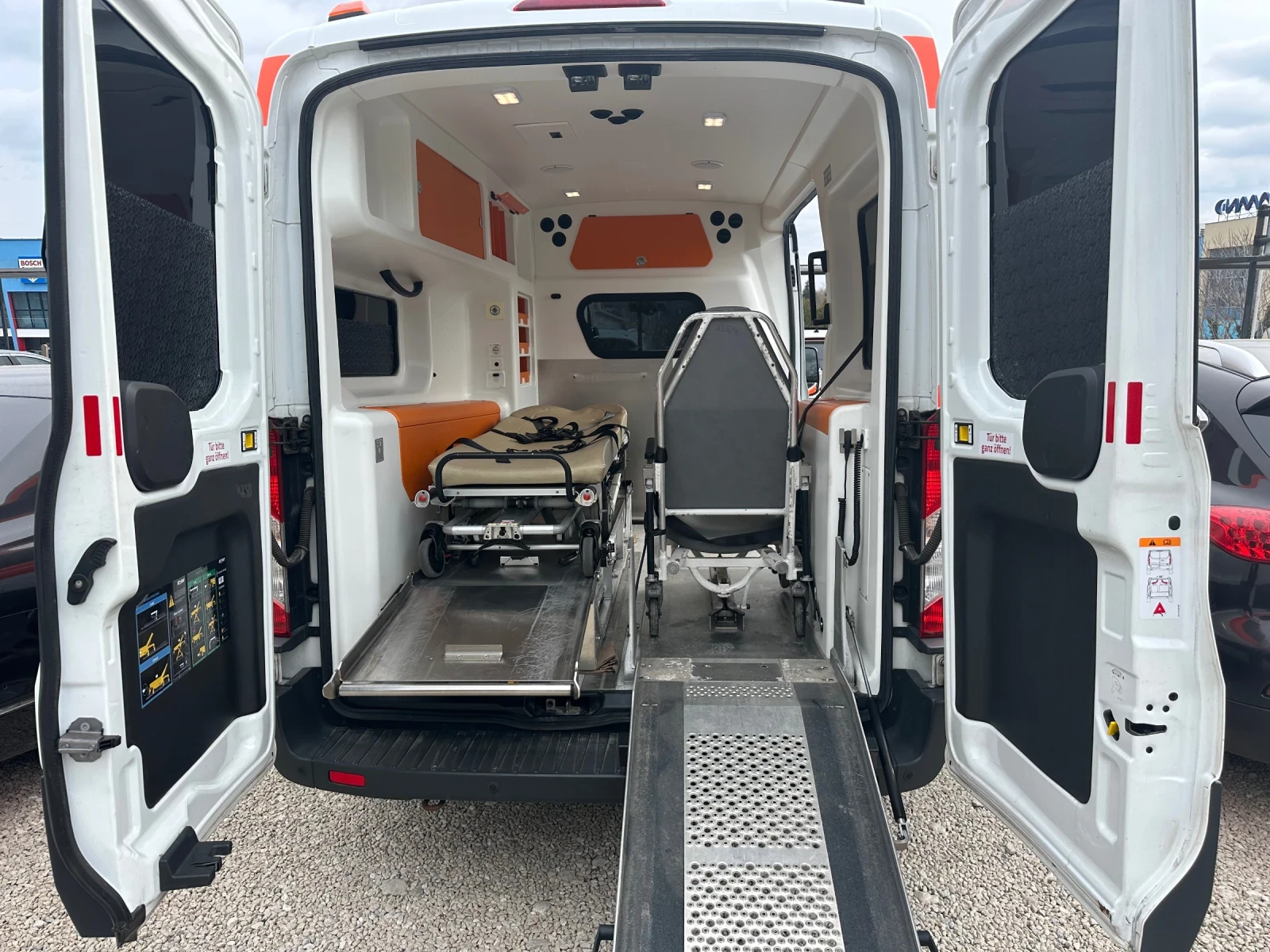 Ford Transit Линейка, снимка 16 - Бусове и автобуси - 53430665