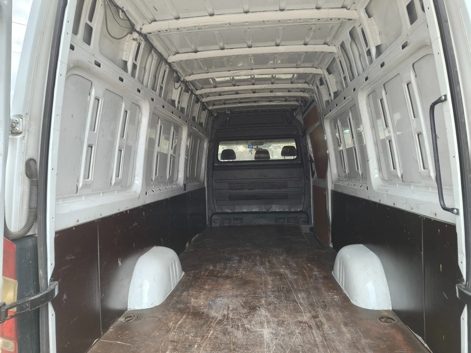 Mercedes-Benz 310 CDI - изображение 4