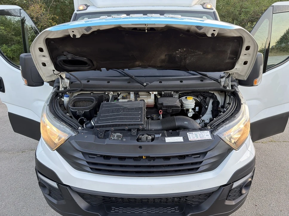 Iveco 35c18 HI-MATIC* ХЛАДИЛЕН-27* БОРД+ ВРАТИ* КЛИМА* ТОК* N1, снимка 17 - Бусове и автобуси - 55599113