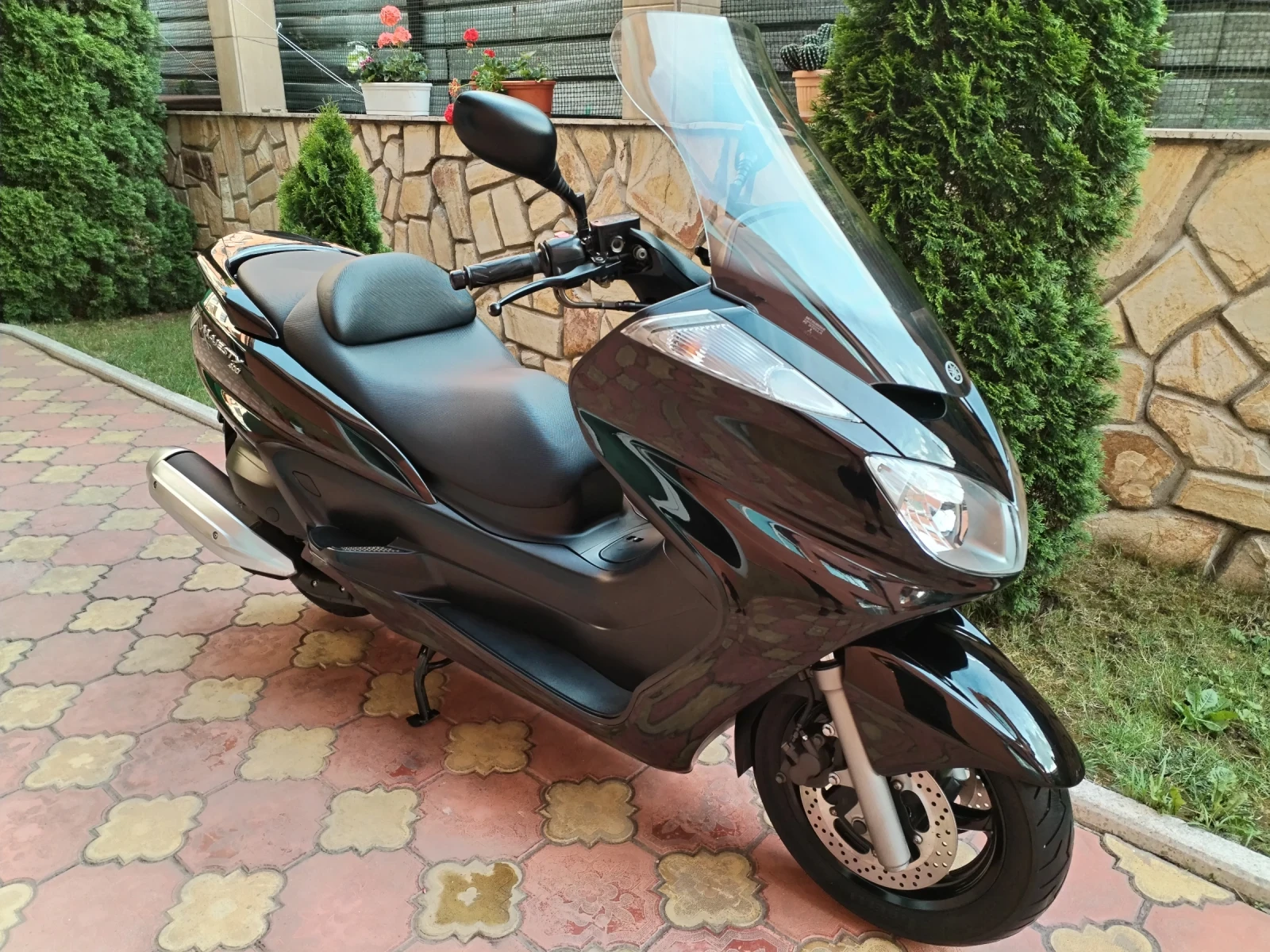 Yamaha Majesty АБСОЛЮТНО КАТО ЧИСТО НОВ!!! , снимка 4 - Мотоциклети и мототехника - 54948311