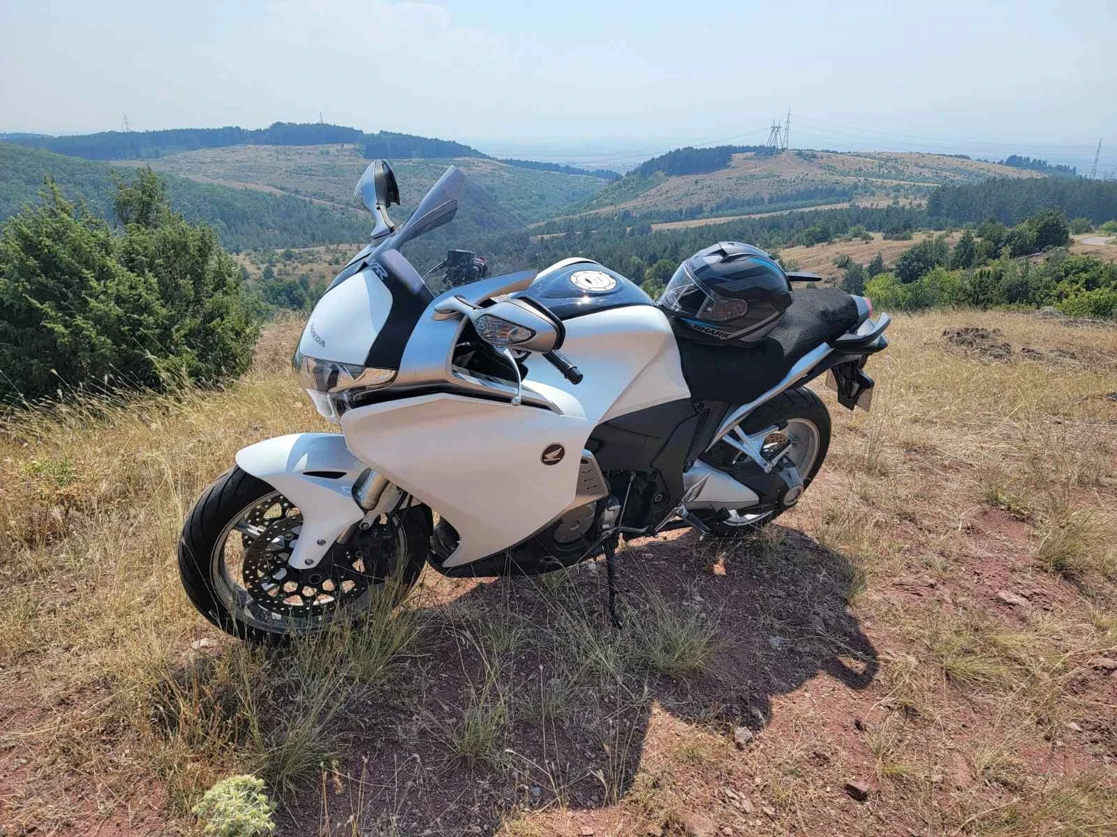 Honda Vfr 1200F, снимка 3 - Мотоциклети и мототехника - 55705679