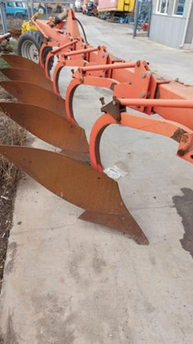 Плуг Друга марка MF720, снимка 4