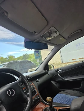 Mercedes-Benz C 220, снимка 9