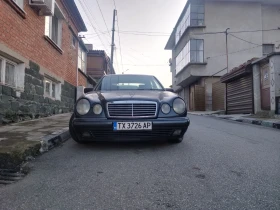 Mercedes-Benz E 220 CDI, снимка 1