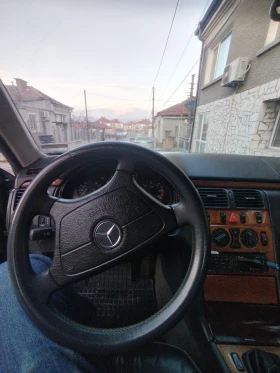 Mercedes-Benz E 220 CDI, снимка 6