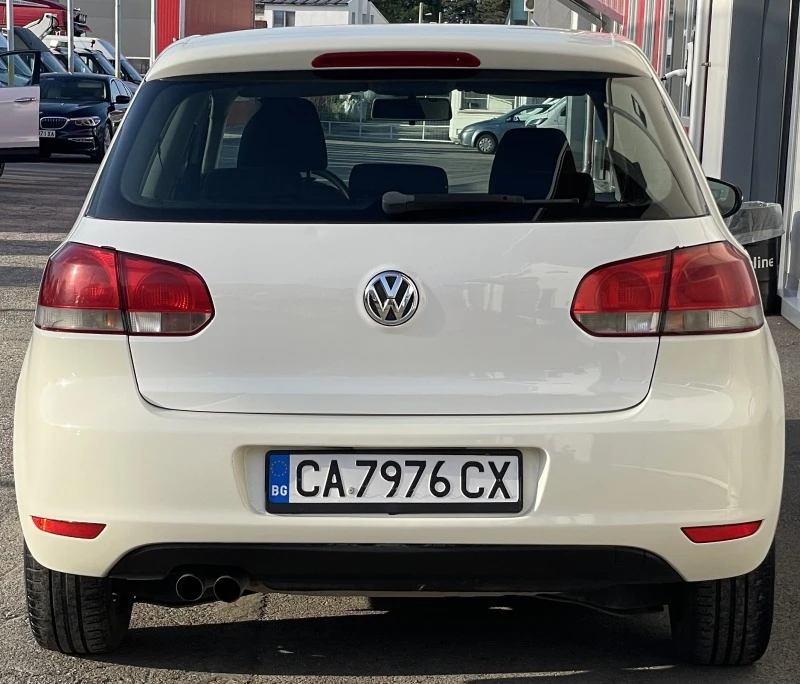 VW Golf, снимка 4 - Автомобили и джипове - 46069394