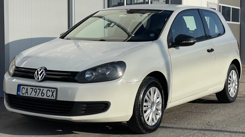 VW Golf, снимка 1 - Автомобили и джипове - 46069394