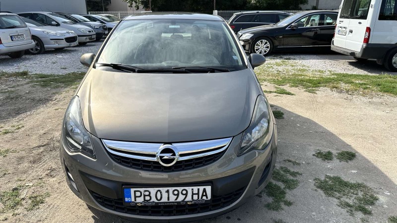 Opel Corsa, снимка 1 - Автомобили и джипове - 46097183