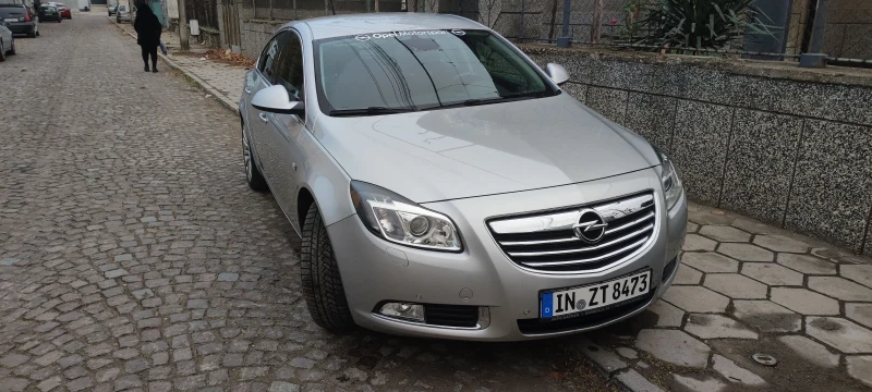 Opel Insignia V6 4?4, снимка 1 - Автомобили и джипове - 47985058