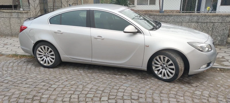 Opel Insignia V6 4?4, снимка 2 - Автомобили и джипове - 47985058