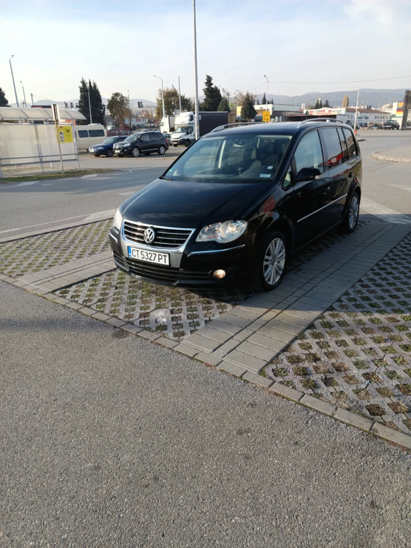 VW Touran Dsg 2.0 tdi 140 к.с bmm, снимка 1 - Автомобили и джипове - 48042132